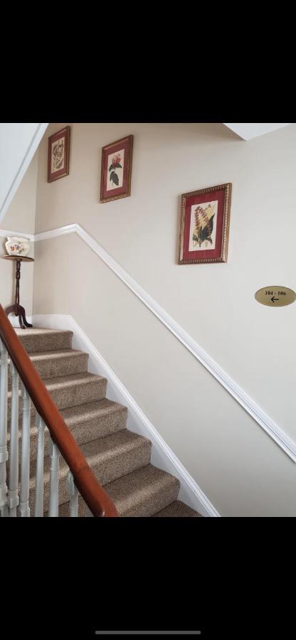 Adams Townhouse Bed & Breakfast *